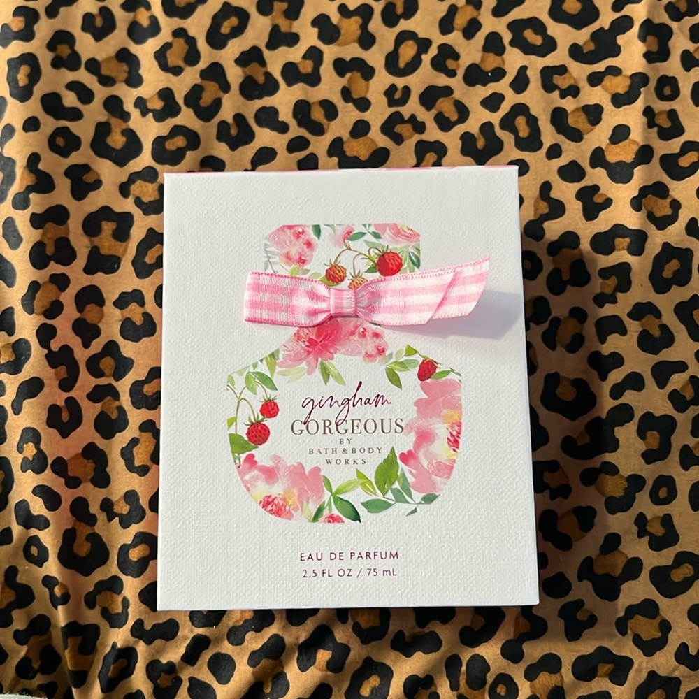 BATH & BODY WORKS Gingham Gorgeous Perfume Box ONLY (PERFUME NOT INCLUDED) 🩷🤍